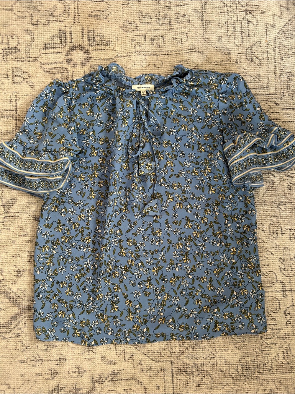 Madewell Blue Floral Tie-Neck Ruffle Sleeve Blouse